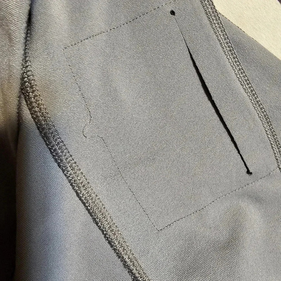 Nike Ten Less Plastic Bottles Capri Pants Womens Size Medium Athletic Activewear - Picture 7 of 7